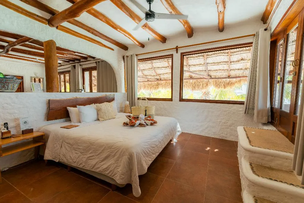 SUITE KING SIZE BED Room, Hotel Las Nubes Holbox, Cancun Area