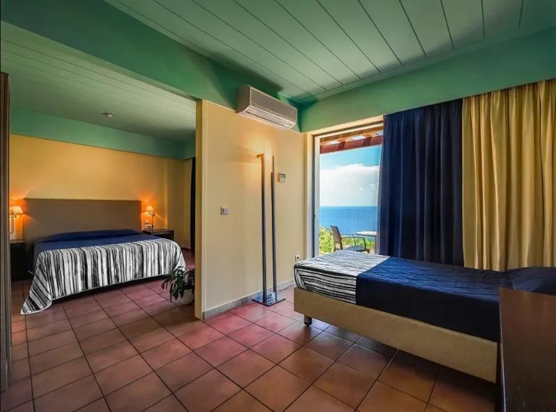 FAMILY ROOM SEA VIEW Room, Apostolata Island Resort, Kefallinia