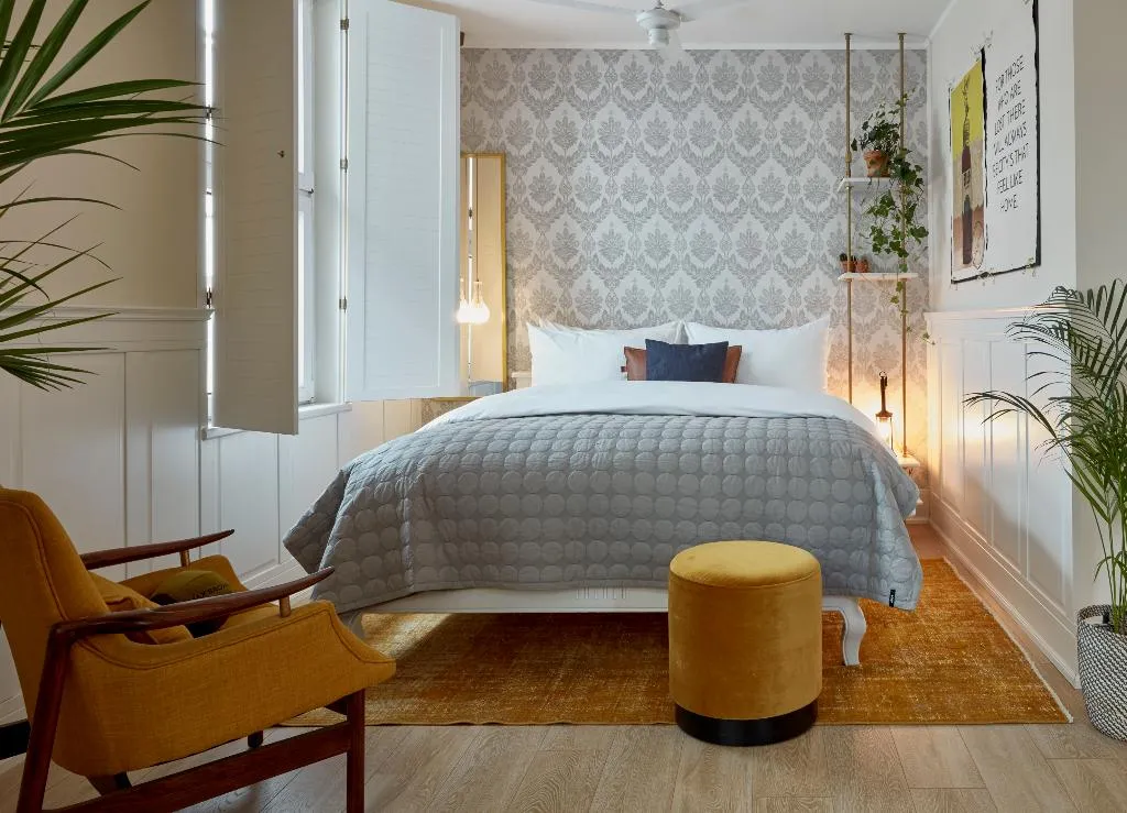 SUITE STANDARD Room, Max Brown Hotel Ku’damm, part of Sircle Collection, Berlin