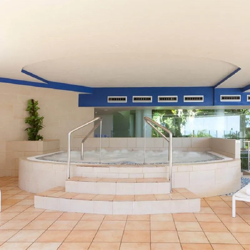 Sports and Entertainment, Adrian Roca Nivaria Gran Hotel, Tenerife