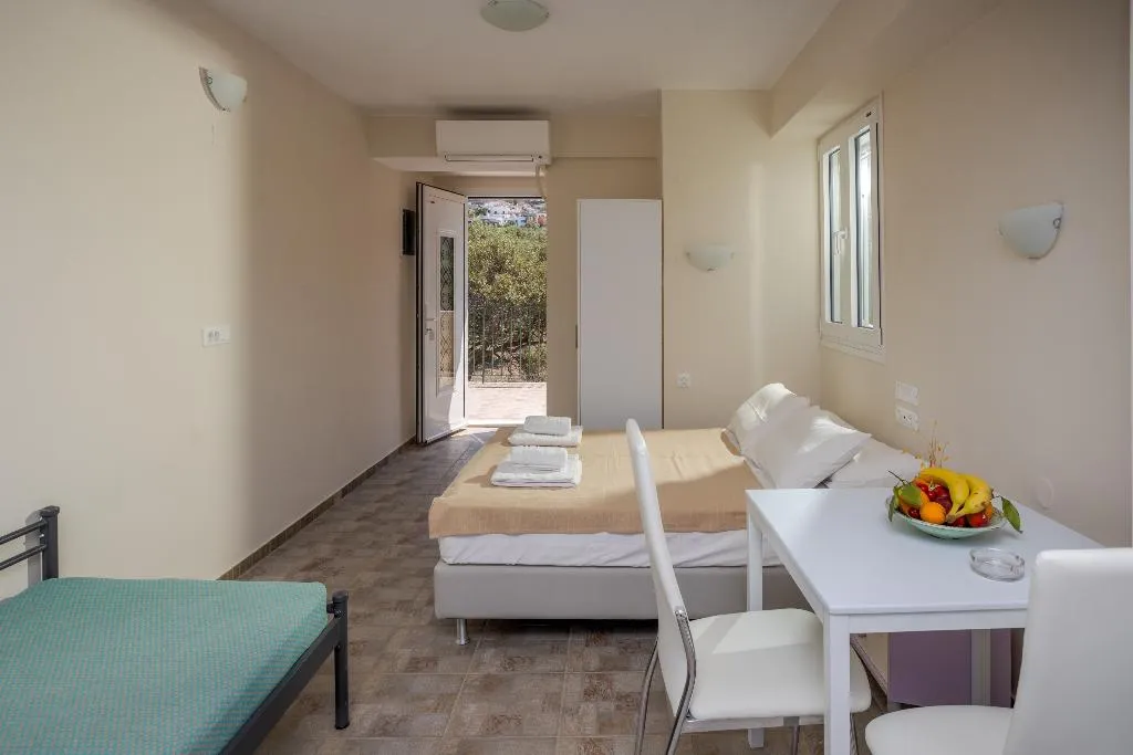STUDIO SUPERIOR Room, Bellino Apartments, Crete