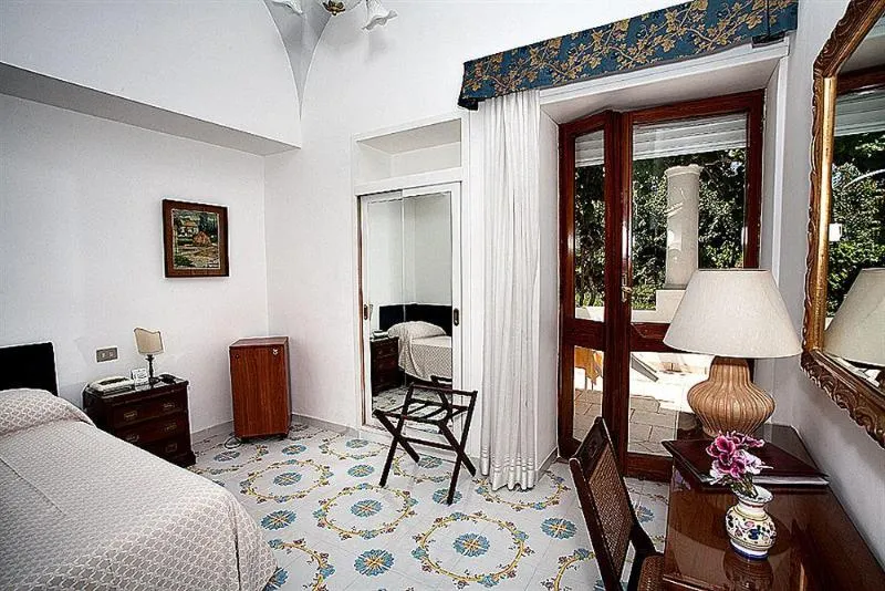 SINGLE STANDARD Room, Bellavista, Naples