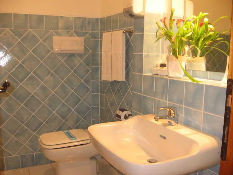 Room, Valdiola, Olbia