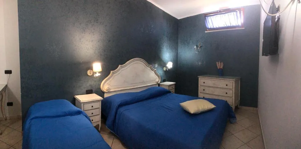 TRIPLE STANDARD Room, Hotel Serena, Naples