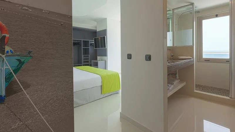 JUNIOR SUITE CAPACITY 4 Room, Sirenis Hotel Tres Carabelas & SPA, Ibiza