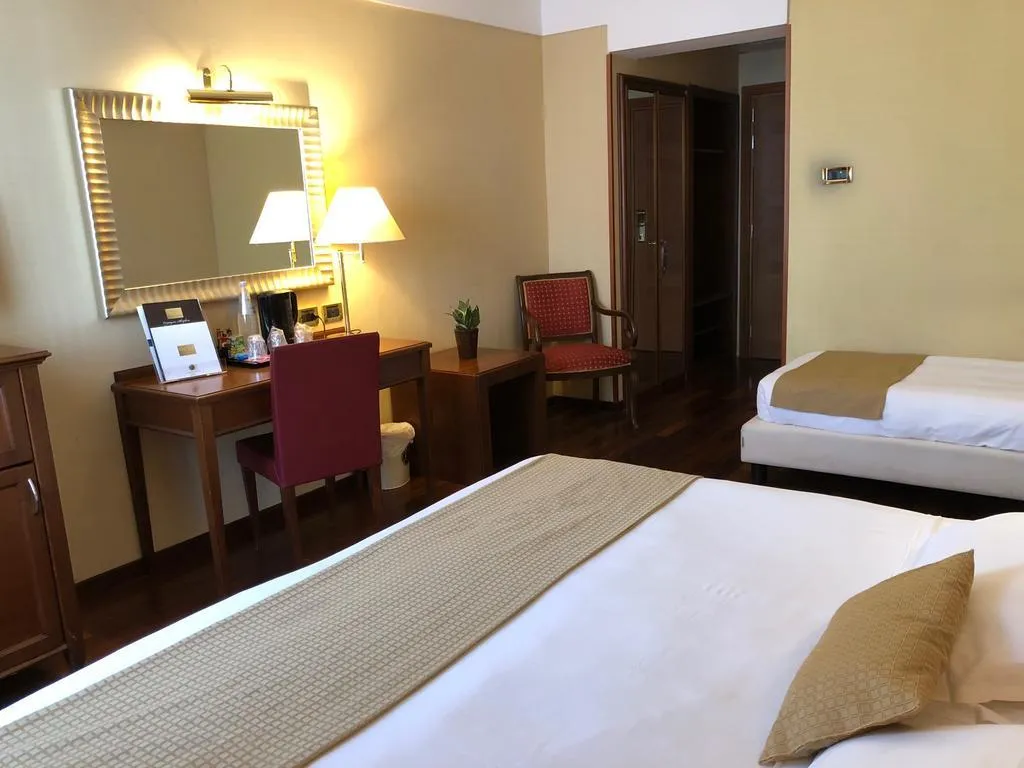 TRIPLE STANDARD Room, NYX Rome, Rome