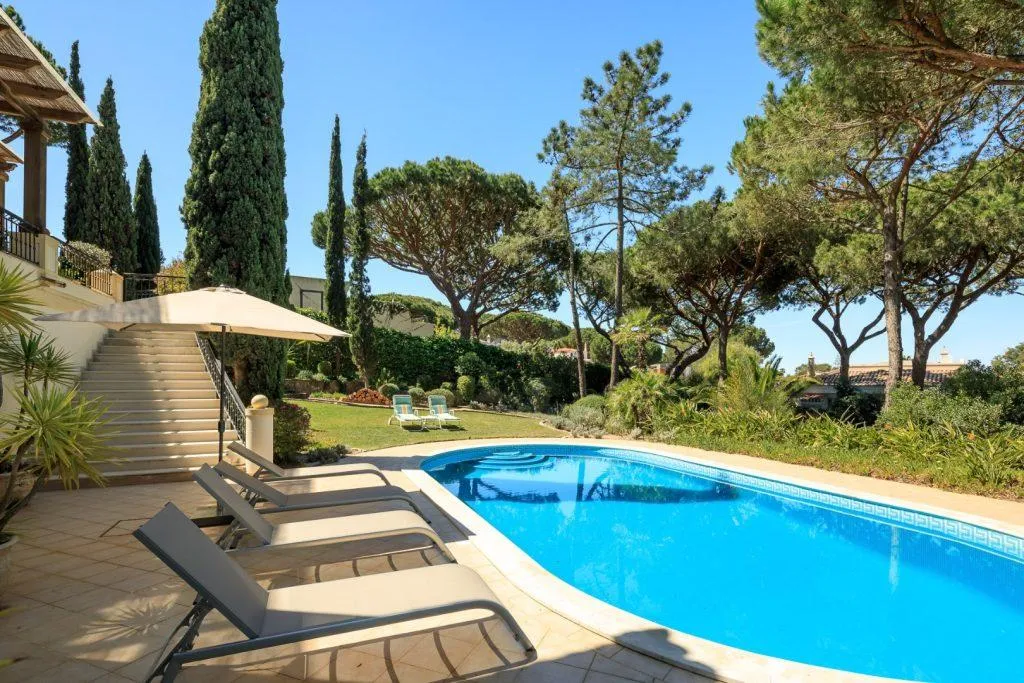VILLA SUPERIOR THREE BEDROOMS Room, Vale Do Lobo Resort, Algarve