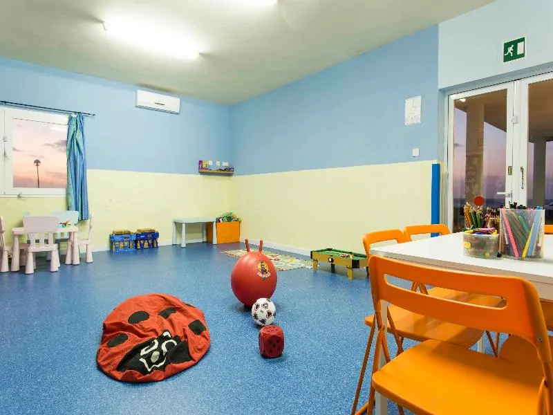 Sports and Entertainment, RV Hotel Sea Club Menorca, Menorca