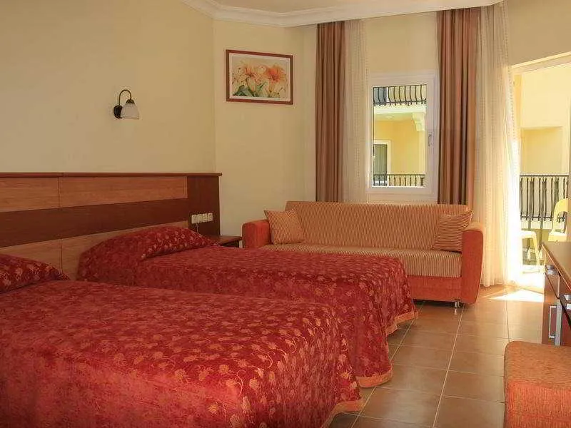 Room, Mavruka, Dalaman