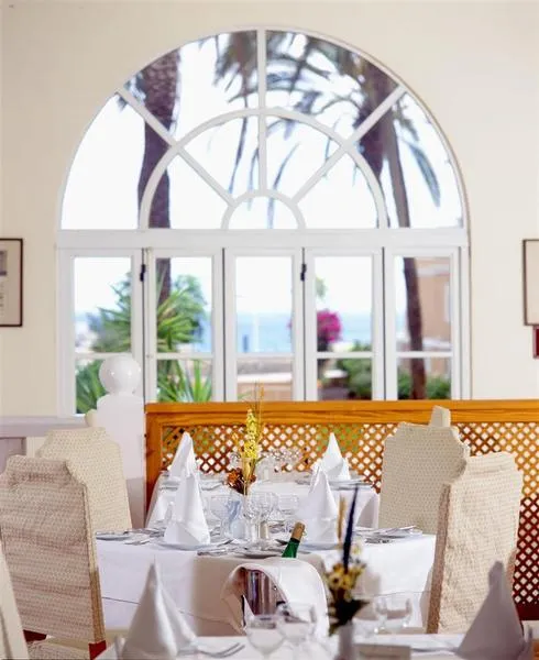 Restaurant, Sol Sun Beach Apartamentos, Tenerife