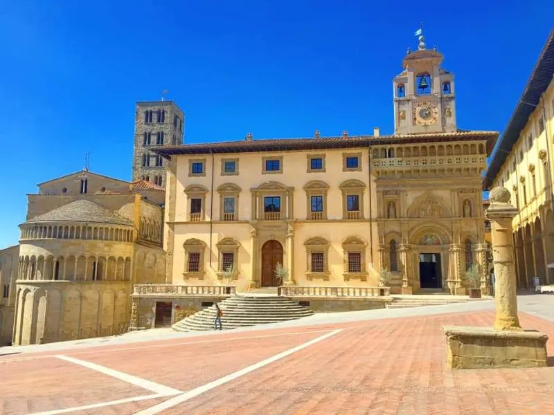 General view, La Corte Del Re, Florence