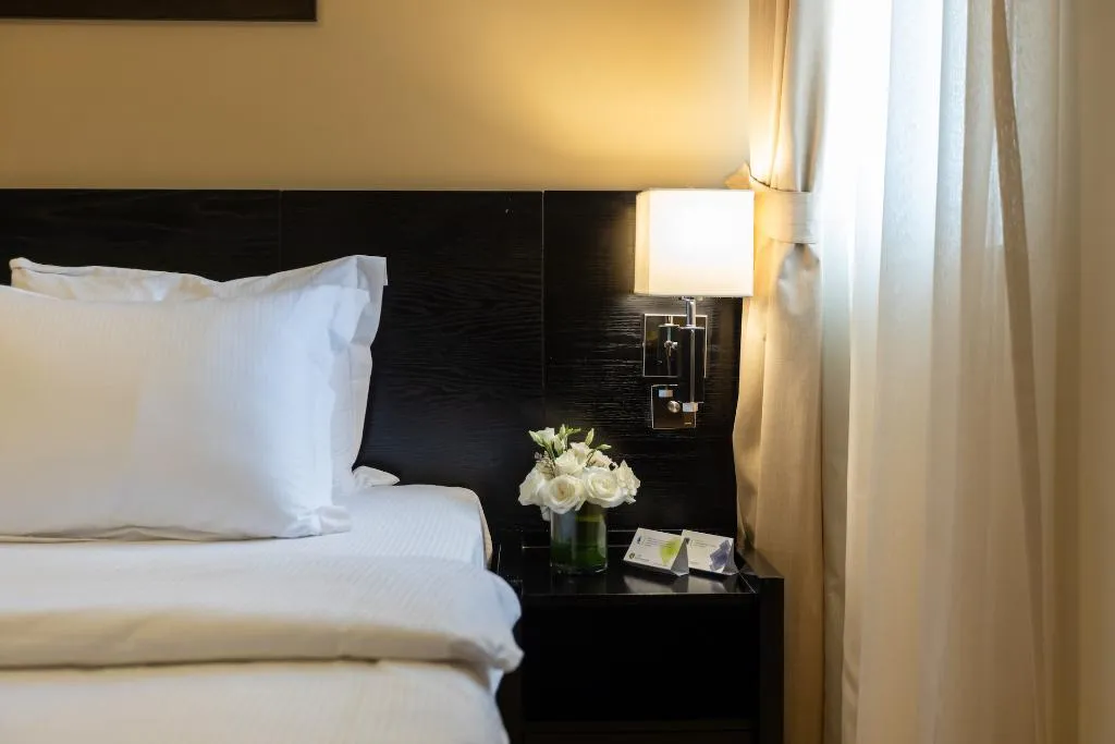 DOUBLE SUPERIOR Room, The Apartments Dubai World Trade Centre, Dubai