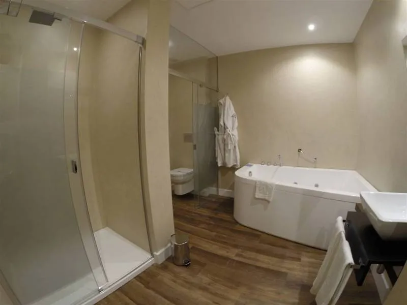 DOUBLE DELUXE WITH JACUZZI Room, Hotel Majadahonda, Madrid
