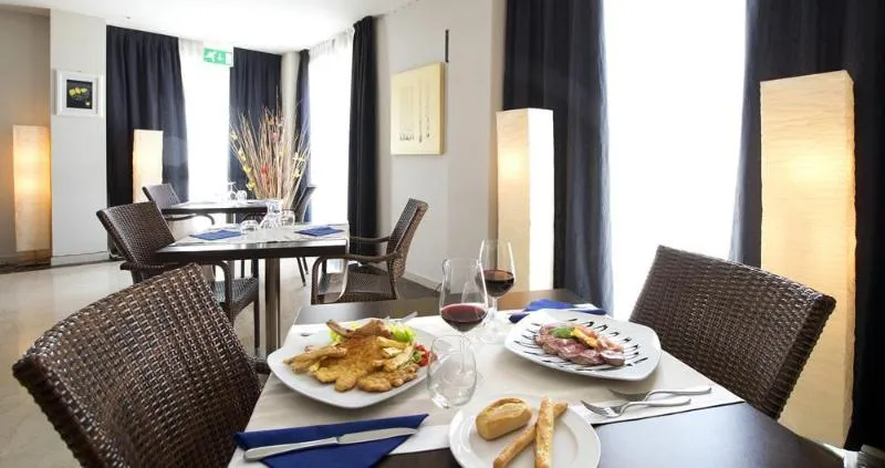 Restaurant, Delle Fiere, Milan