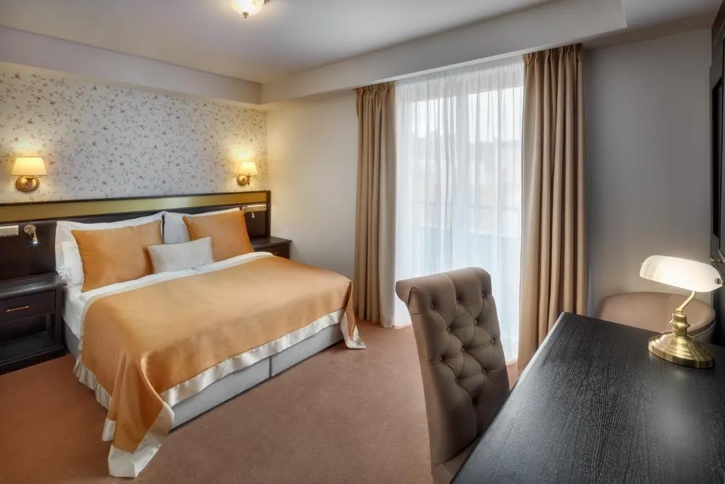 DOUBLE DELUXE Room, Hotel Savoy Prague, Prague