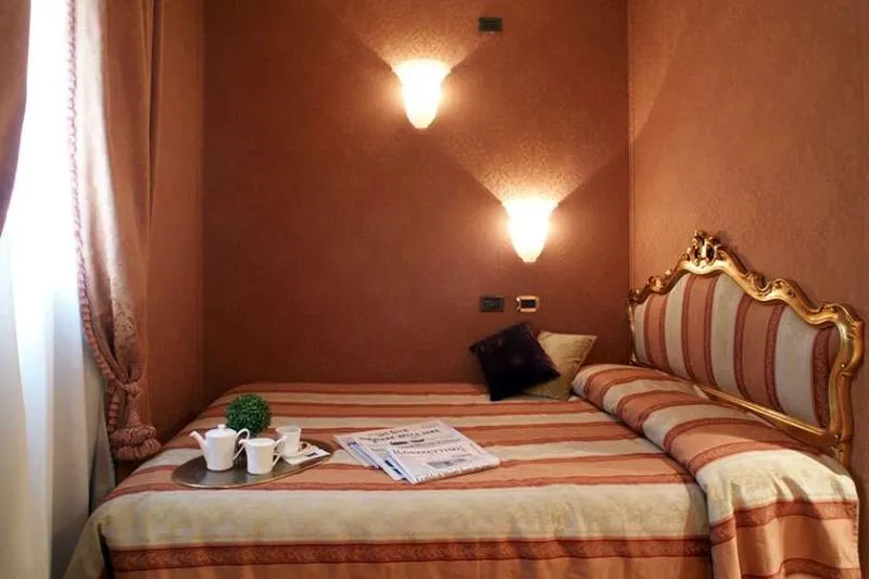 SINGLE SUPERIOR Room, Ca Gottardi, Venice