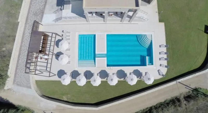 Pool, Niriides Villas, Athens