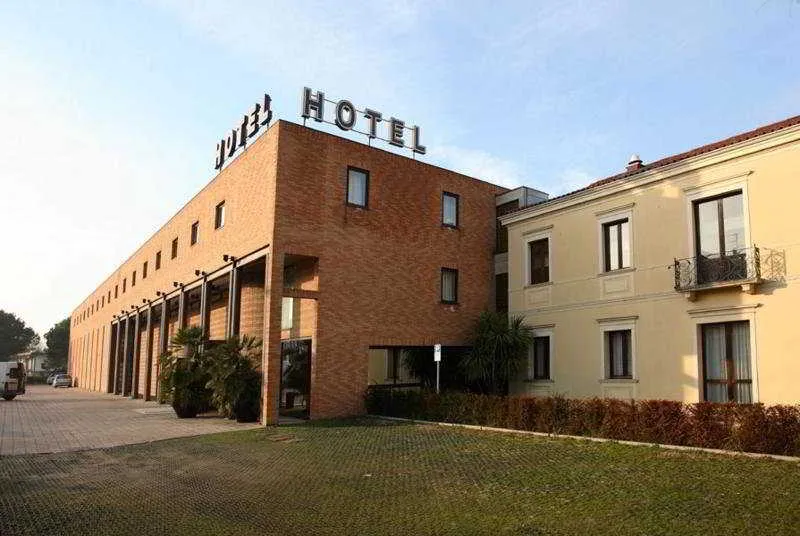 General view, Hotel Villa Giulietta, Venice