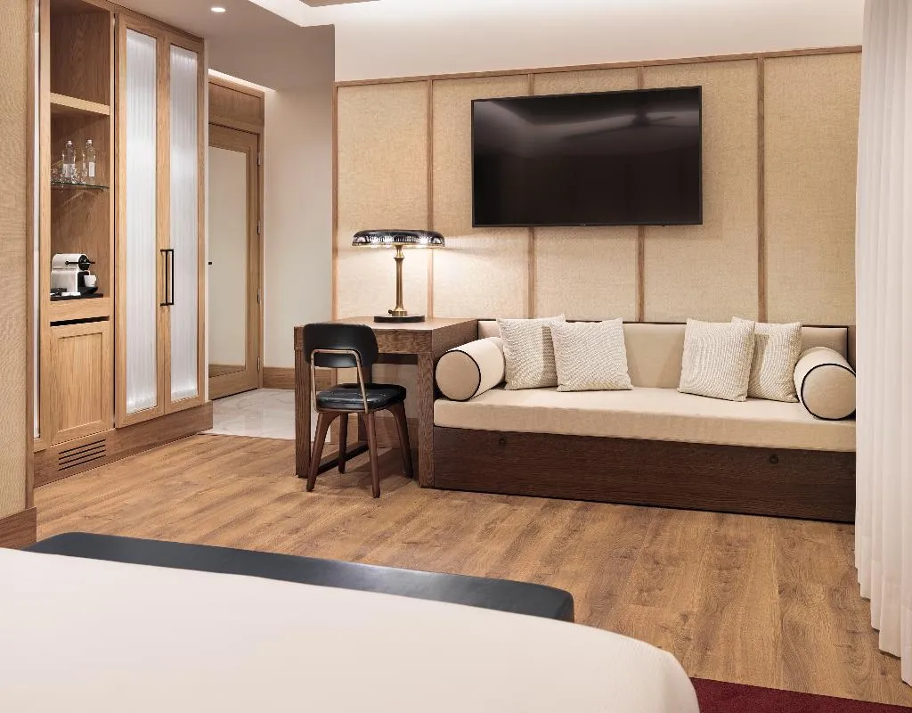 JUNIOR SUITE STANDARD Room, H10 Madison, Barcelona