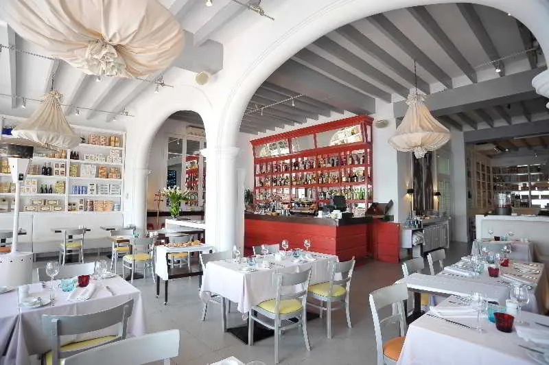 Restaurant, HPC Portocolom, Majorca