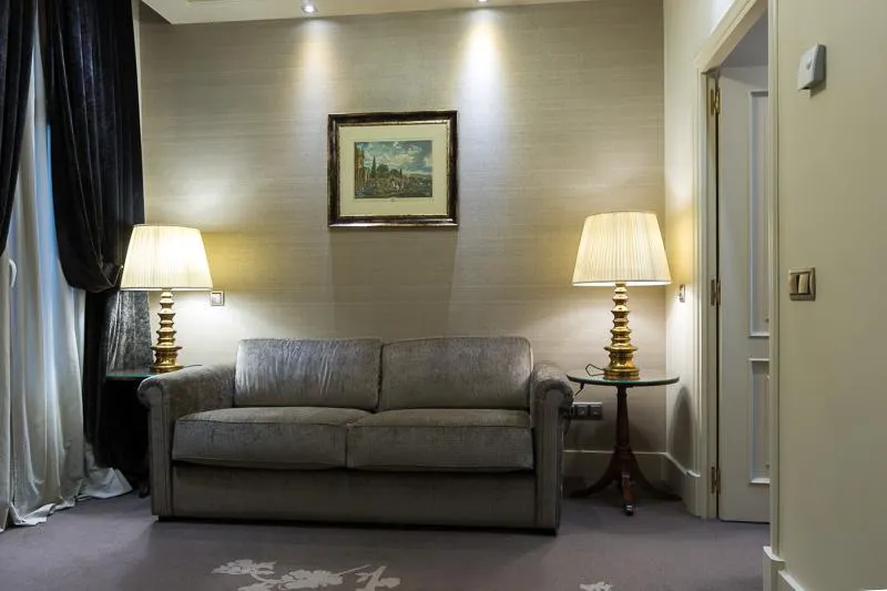 FAMILY ROOM STANDARD Room, Wellington Hotel & Spa Madrid, Madrid