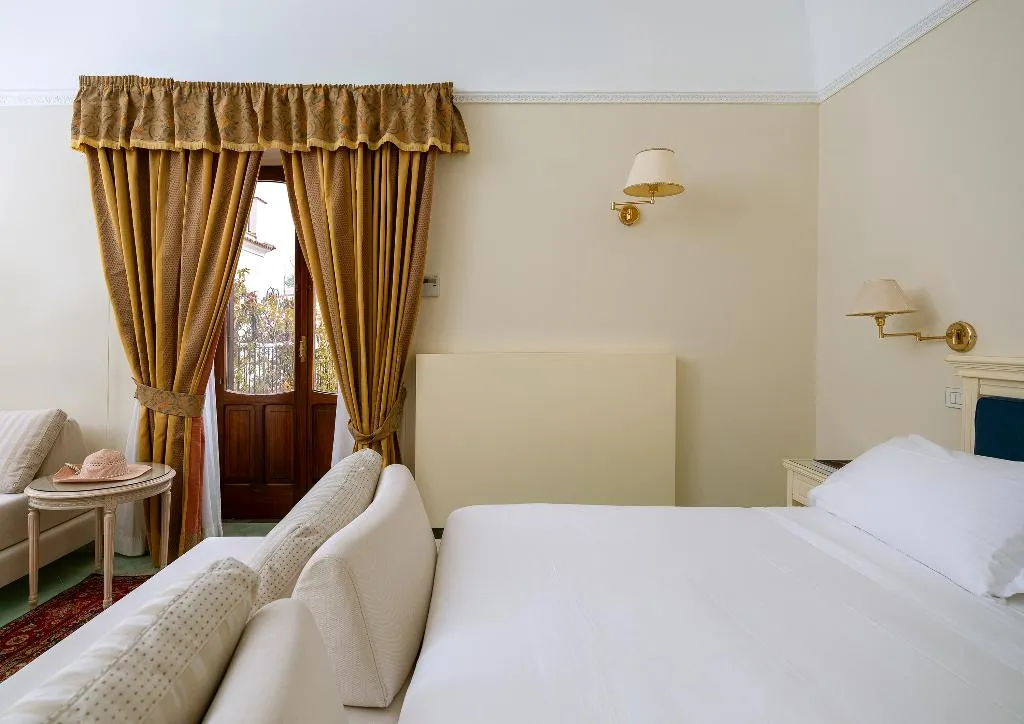 TRIPLE CLASSIC WITH BALCONY Room, Hotel Jaccarino, Naples