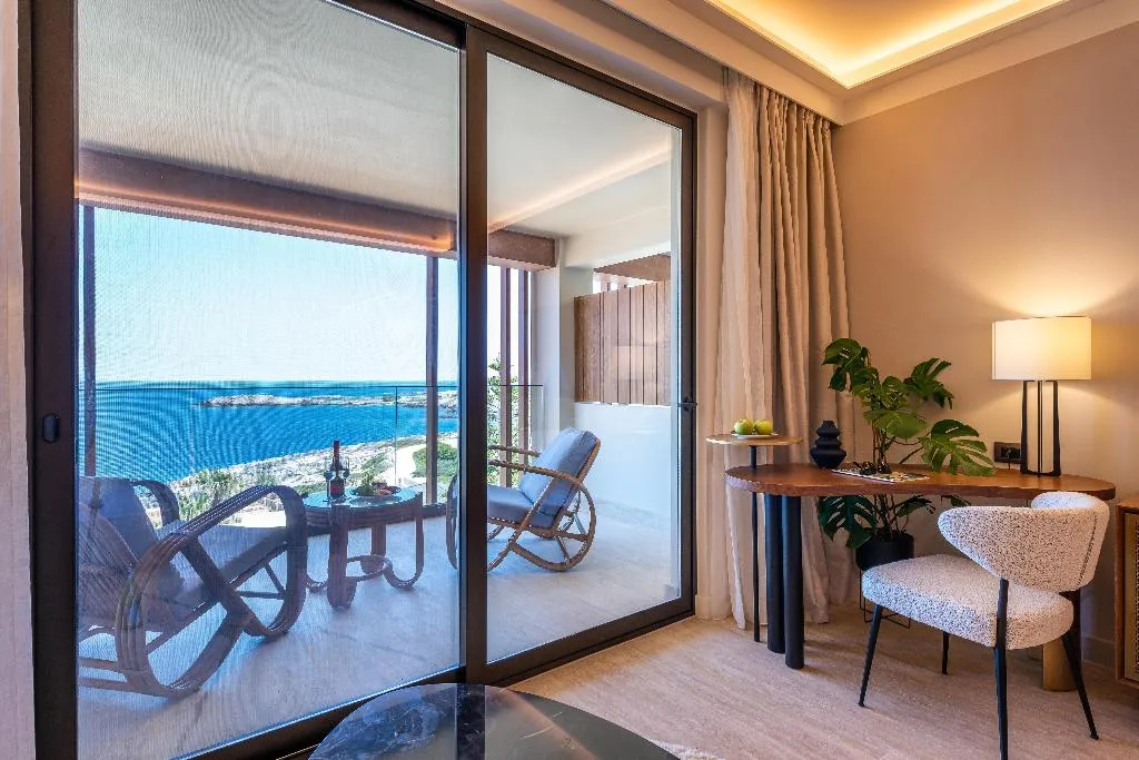 DOUBLE SEA VIEW Room, Aulus Chania Resort, Curio Collection by Hilton, Thessaloniki