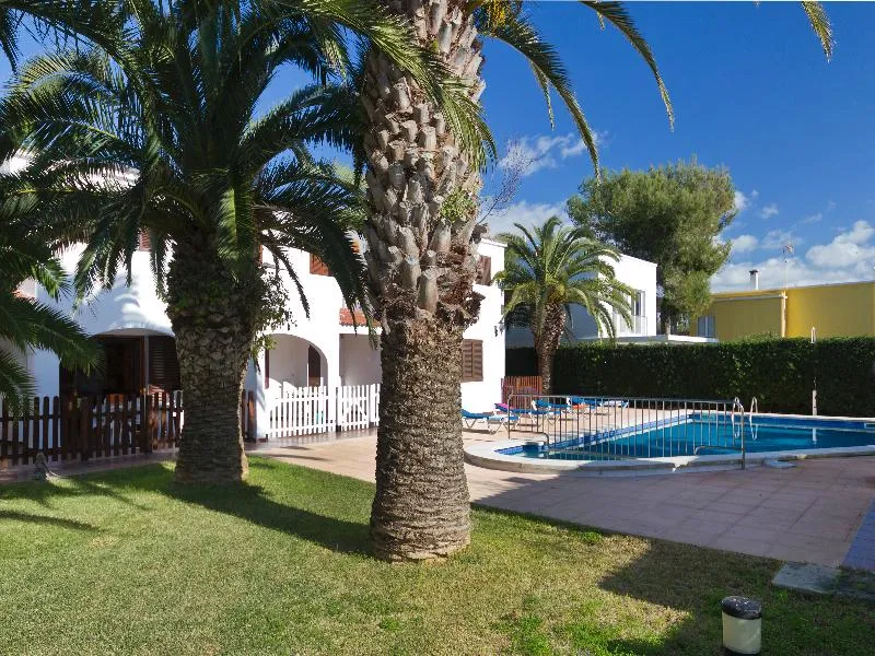 Pool, Las Palmeras n 5, Menorca