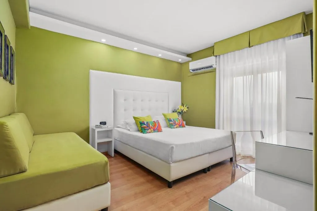 Room DELUXE Room, Reggia Suite Spa Hotel, Naples