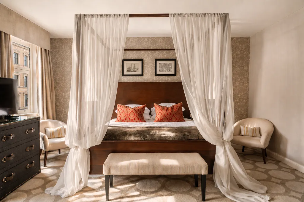 Room, Grand Palace, Riga