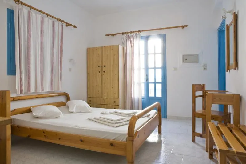 DOUBLE STANDARD Room, Blue Perla Elegand Suites, Santorini