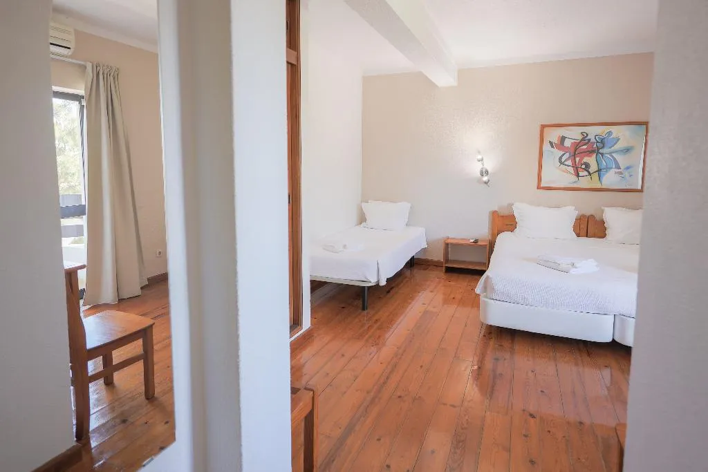 TRIPLE CLASSIC Room, Portimao Center Hotel by Umbral, Algarve