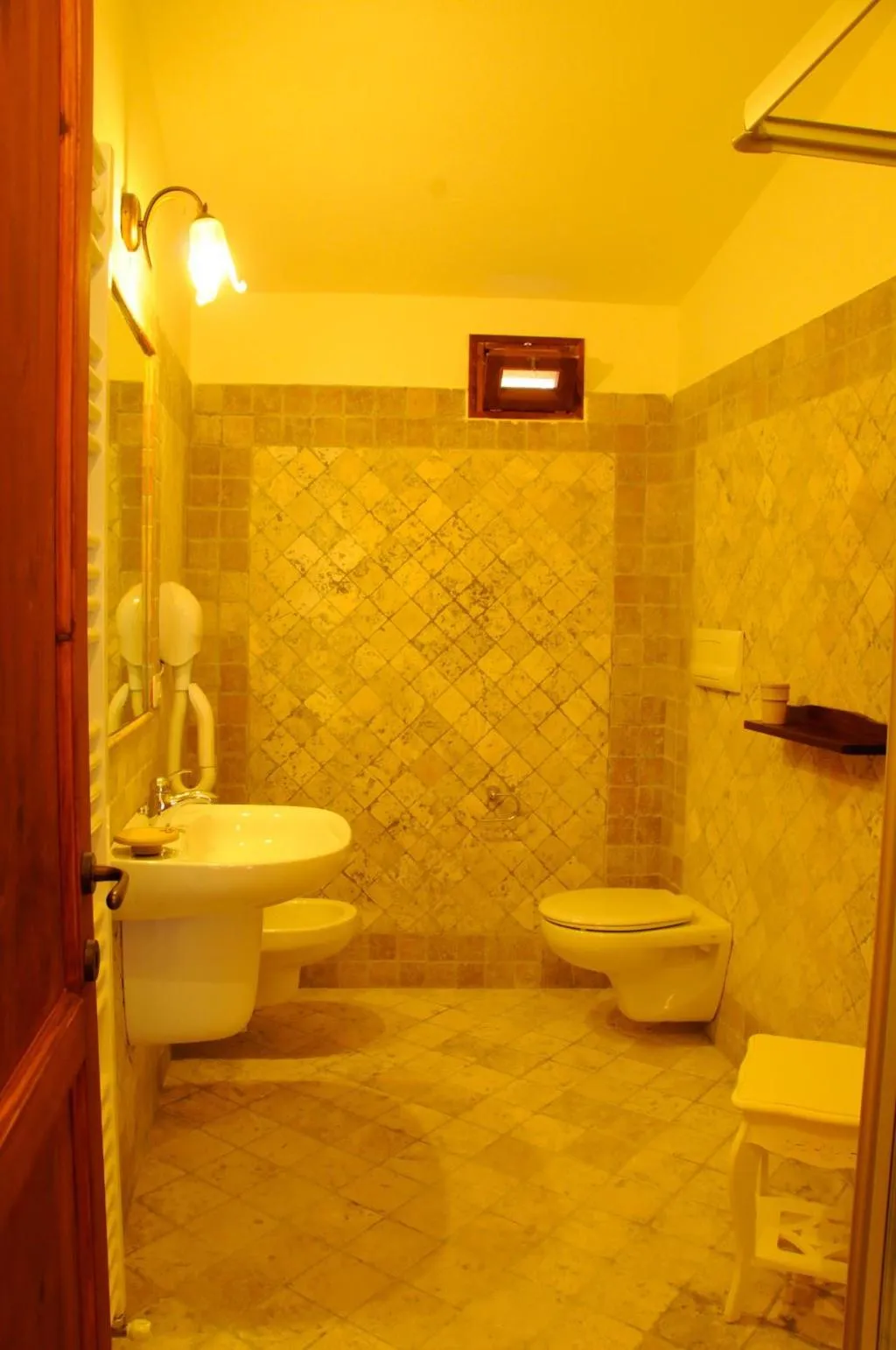 TRIPLE STANDARD Room, La Casa di Babbai, Olbia
