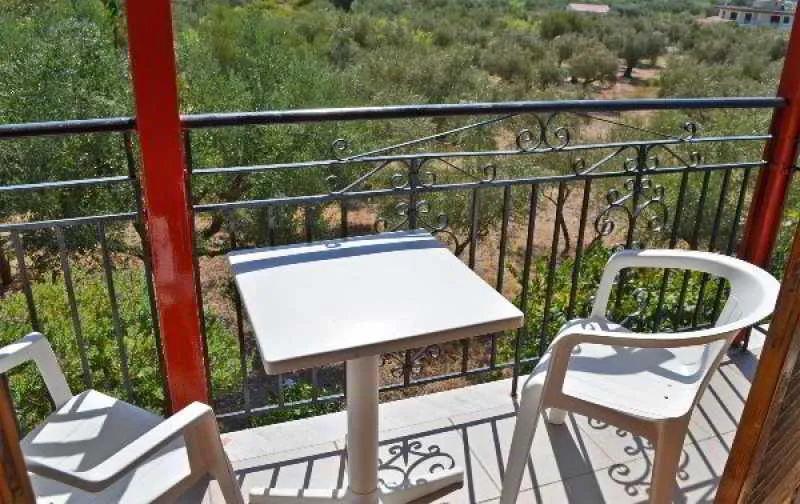 Room, Alykanas & Antonis Studios, Zante