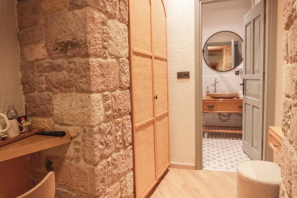 Room, Qara Otel, Izmir