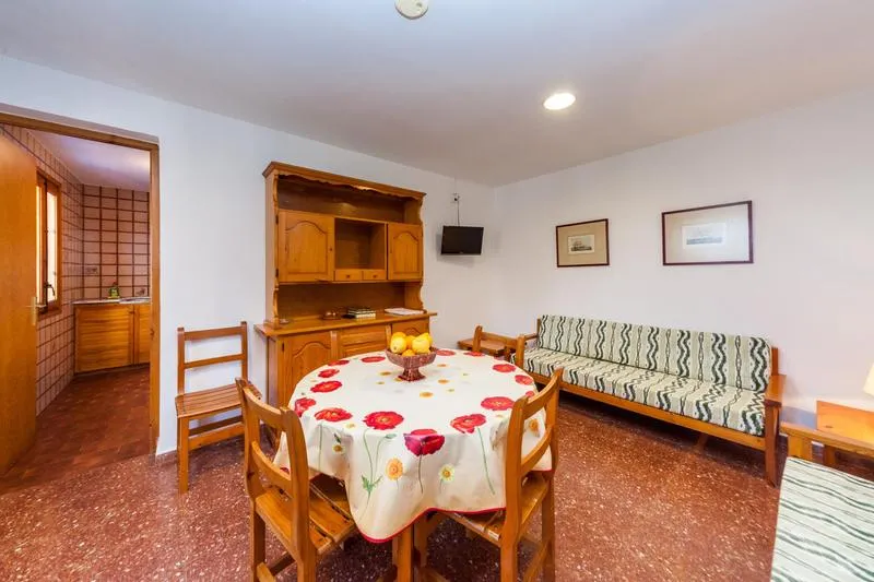 APARTMENT THREE BEDROOMS Room, Arenal Playa Menorca, Menorca