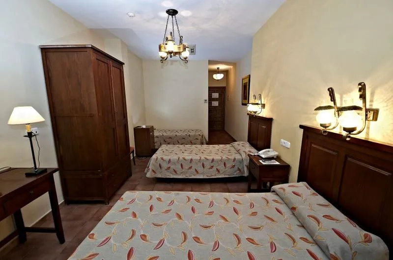TRIPLE STANDARD Room, Coso Viejo, Andalucia