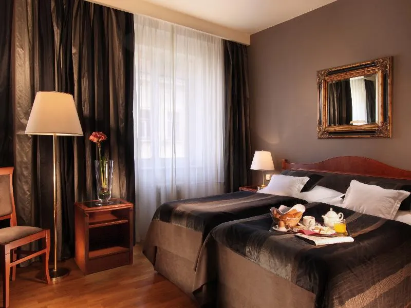 Double or Twin STANDARD Room, Belvedere Hotel Prague, Prague