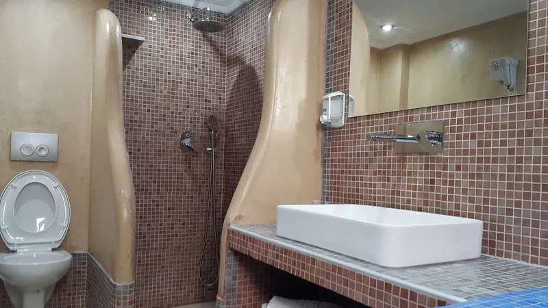 STUDIO WITH JACUZZI Room, Lucia Villas, Santorini