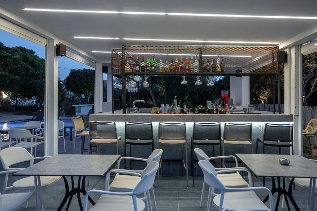 Bar, Naiades hotel, Crete