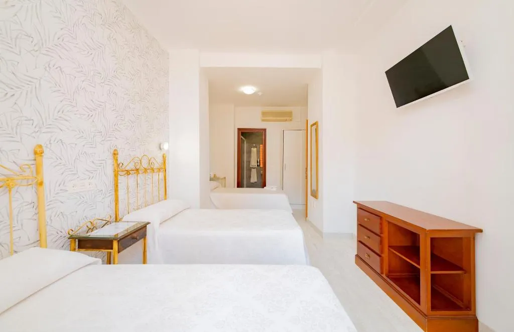 TRIPLE STANDARD Room, Hotel Manzanito, Andalucia