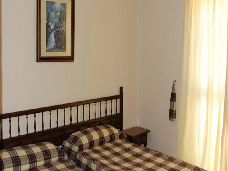 VILLA TWO BEDROOMS Room, El Capistrano, Costa Del Sol