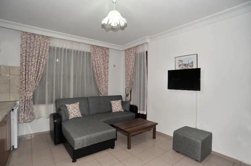 APARTMENT TWO BEDROOMS Room, Happy Homes Aparts, Antalya