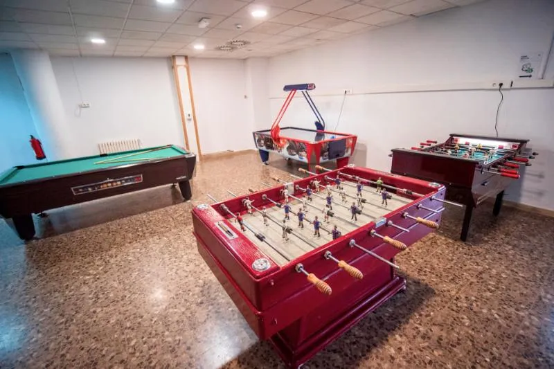 Sports and Entertainment, Don Juan Tossa, Costa Brava