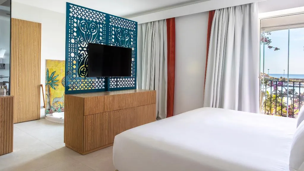 JUNIOR SUITE CAPACITY 1 Room, Le Calette Bay, Palermo
