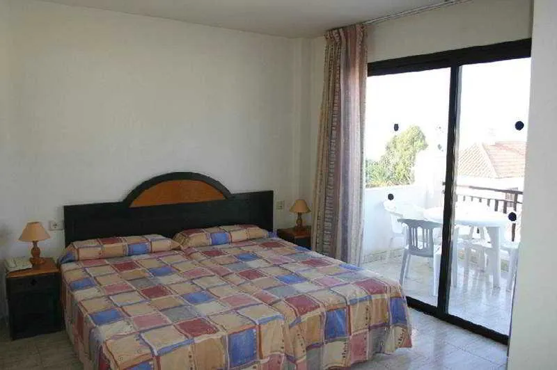 Room, Saint George, Tenerife