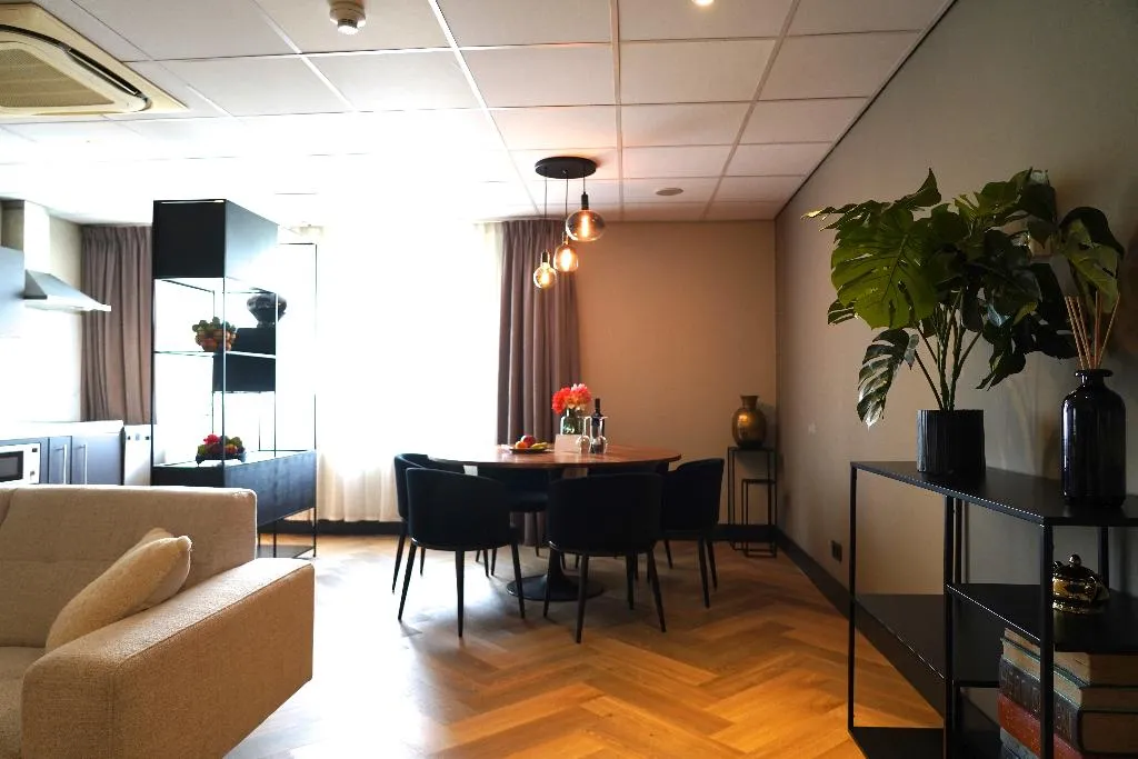 SUITE KING SIZE BED Room, HOTEL ALKMAAR Bar & Restaurant Meeting & Events, Amsterdam