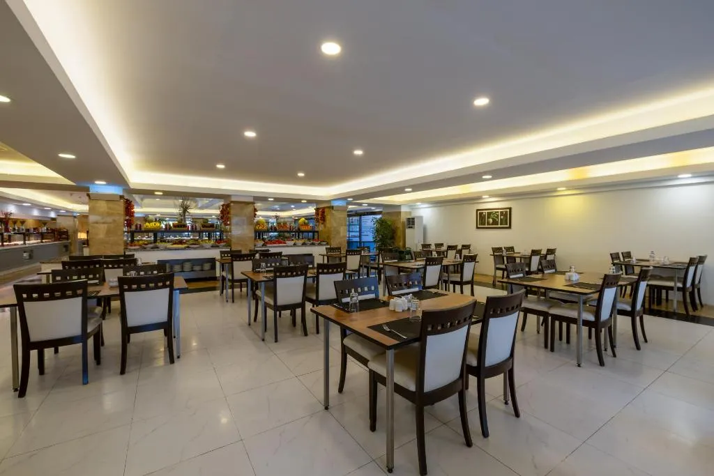 Restaurant, Crystal Flora Pearl Collection, Antalya