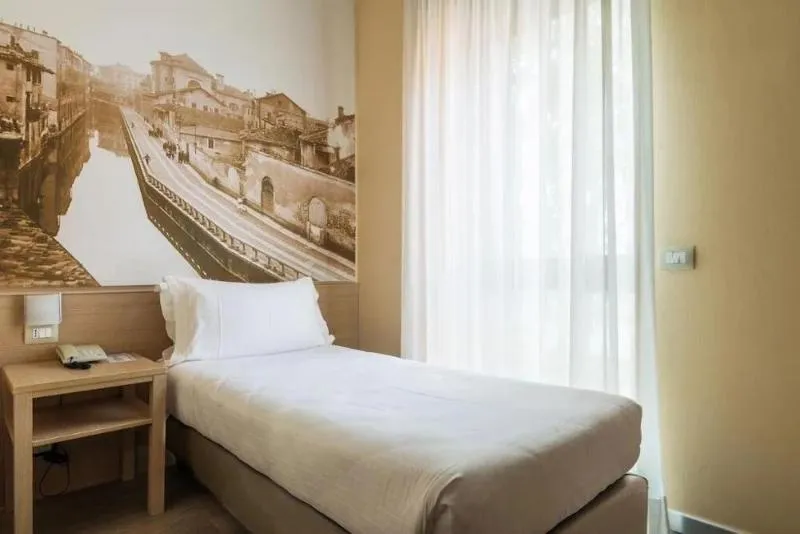 SINGLE COMFORT Room, B&B Hotel Milano Portello, Milan