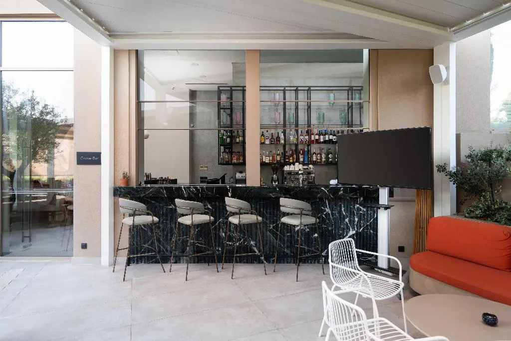 Restaurant, Vincci EverEden, Athens